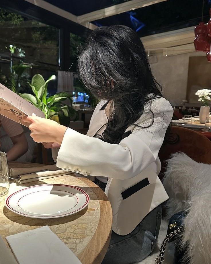 Quý Phi Mắc Bệnh Không Biết Nói Dối