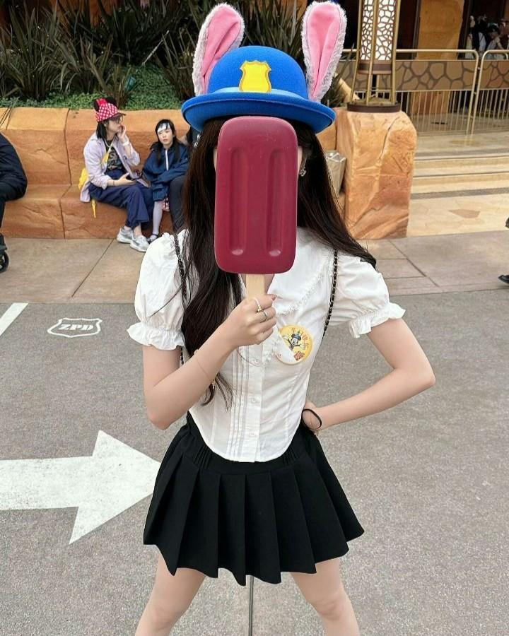 Thập Niên 70: Tôi Xuyên Không Thành Bạn Thân Của Mẹ