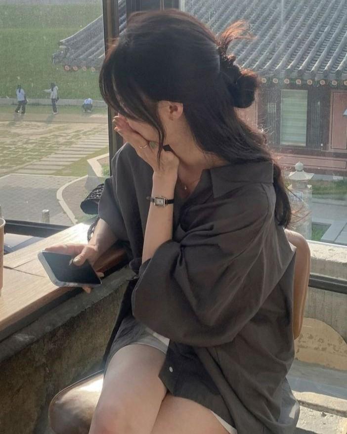 Sao Xịt Lên Show Sinh Tồn Hoang Dã, Nhờ Buông Xuôi Mà Bỗng Nổi Tiếng