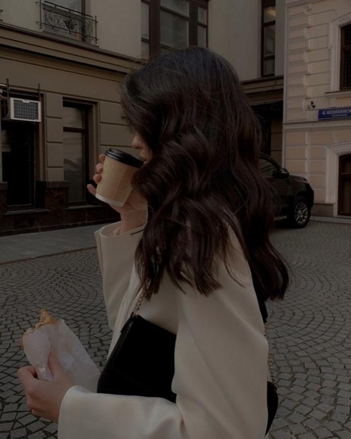 Cả Ba Đều Yêu Tôi