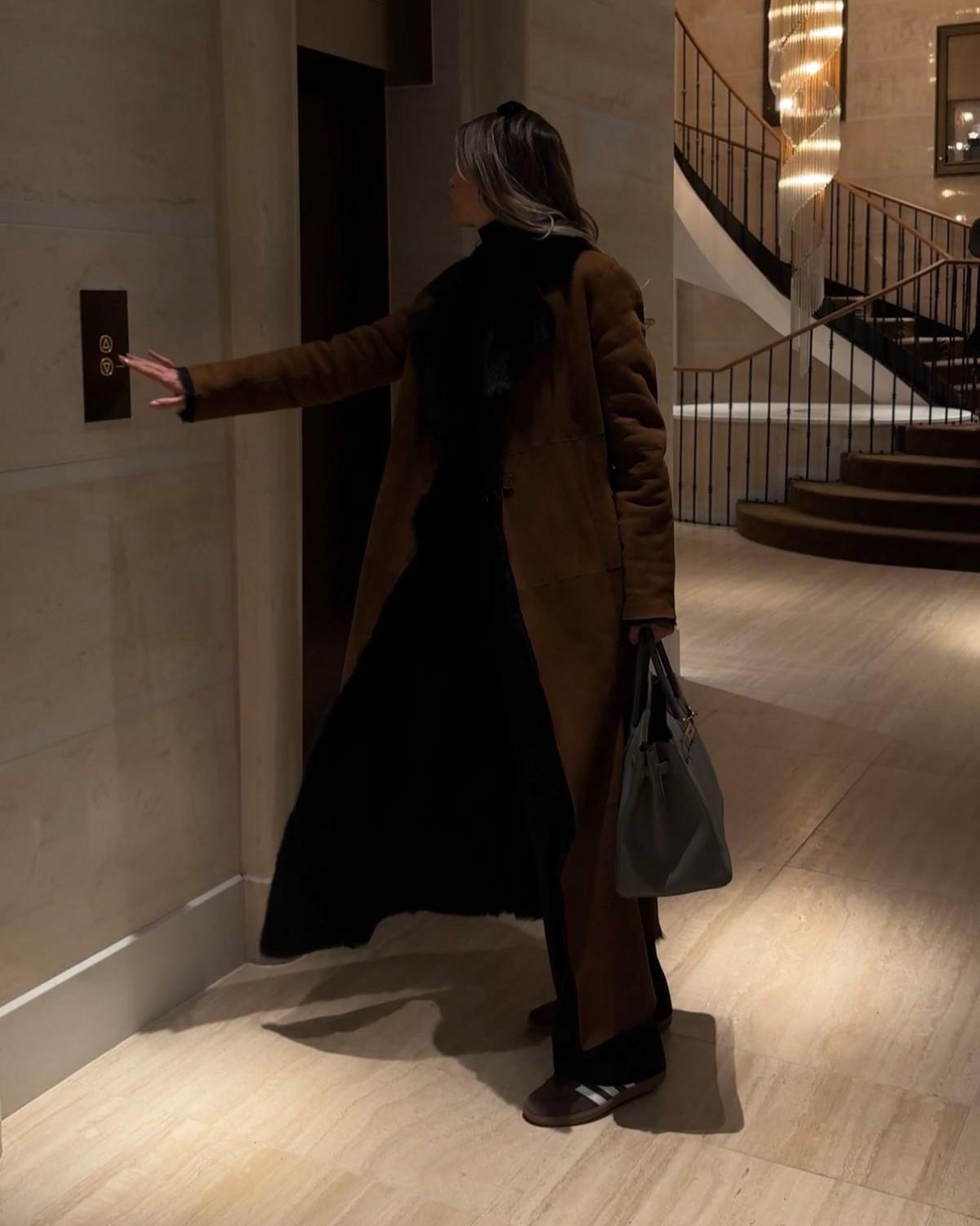 Tin Nhắn Lúc Nửa Đêm Của Mẹ Chồng