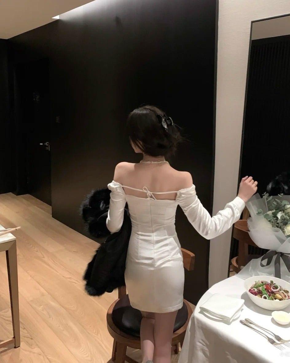 Người Mẹ Ở Bên Ki A Thế Giới