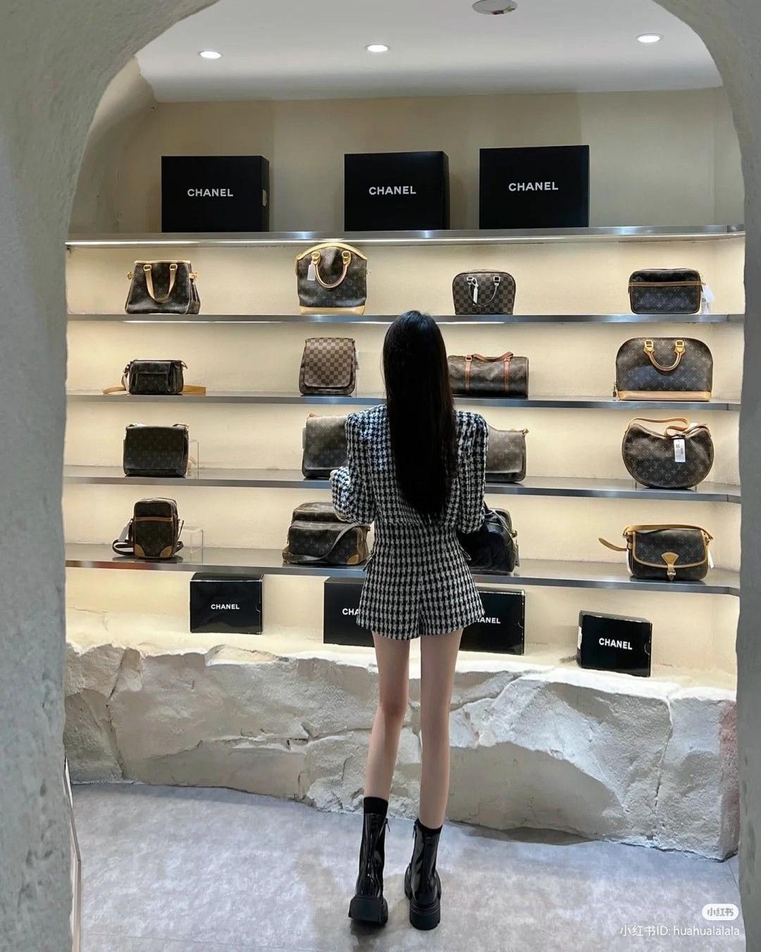 Nếu Chân Tình Không Đổi Được Chân Tình