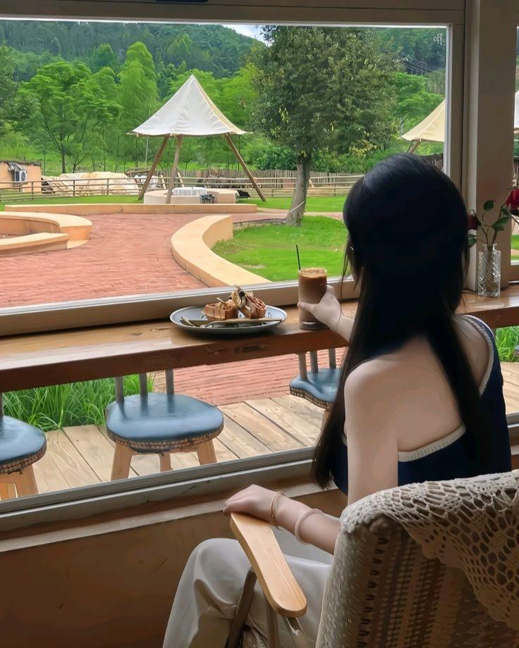 Tiểu Nô Cũng Biết Mơ Mộng