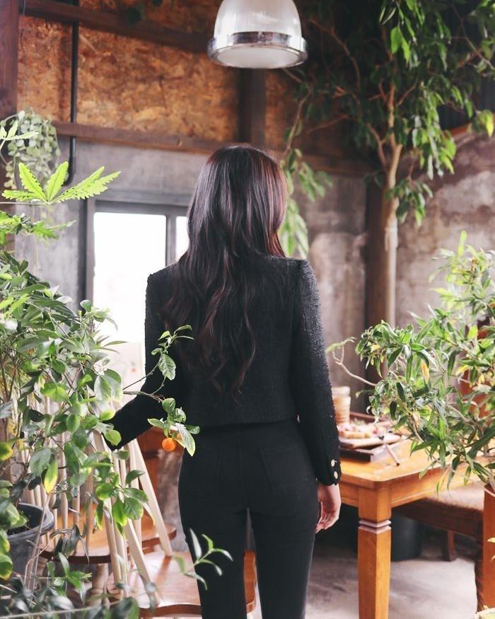 Tiếng Gõ Cửa Tầng Hai Mươi Ba