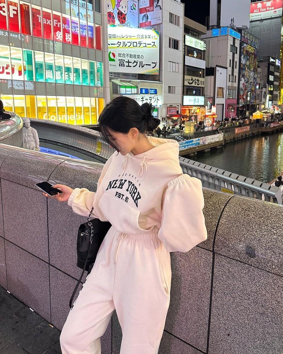 Sau Bảy Năm Kết Hôn, Nguyên Bảo Không Còn Nhận Ra Tôi