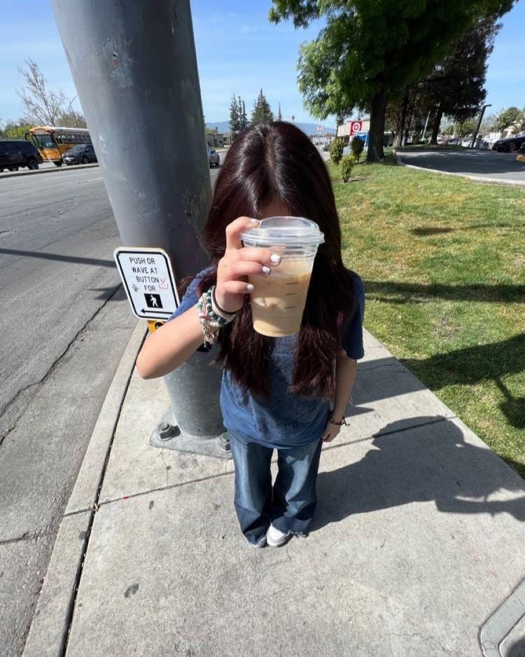 Sói Hoang Trong Hào Môn