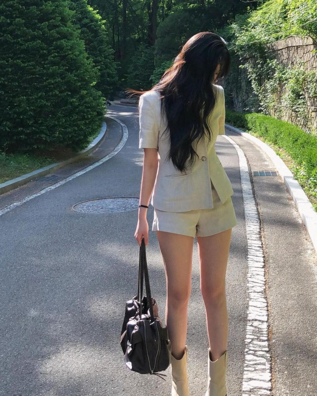 Hoang Sơn Thất Tôn