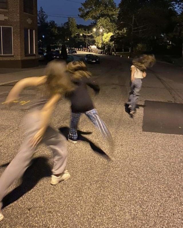 Năm Năm Chờ Ngày Sụp Đổ