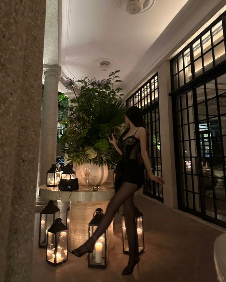 Người Tôi Yêu Đã Ở Phía Trước