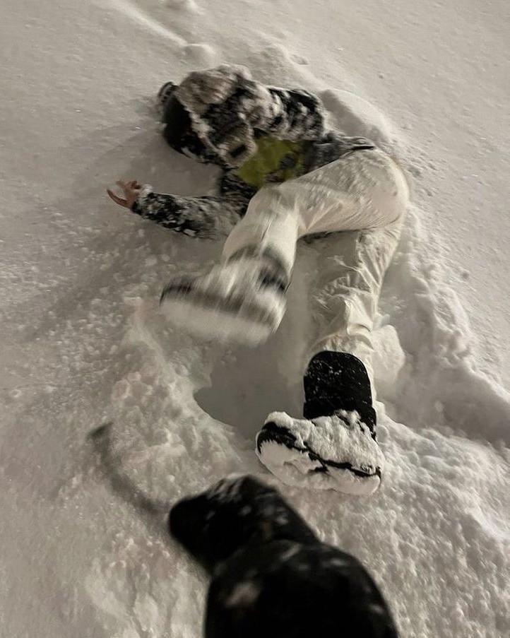 Ánh Sáng Dẫn Lối Tự Do