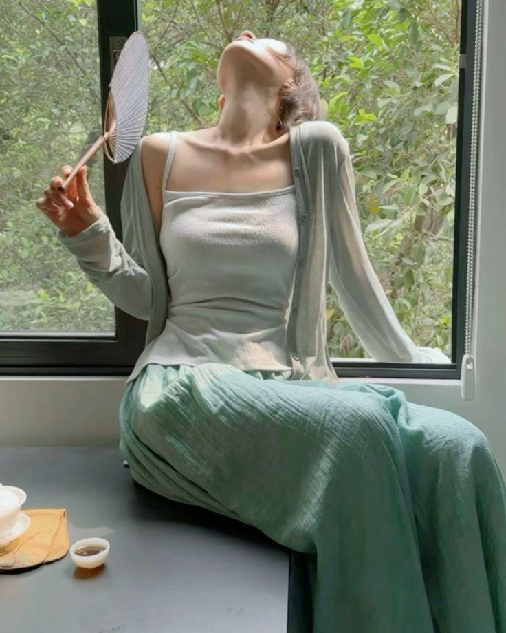 Chiếc Váy Mất Tích