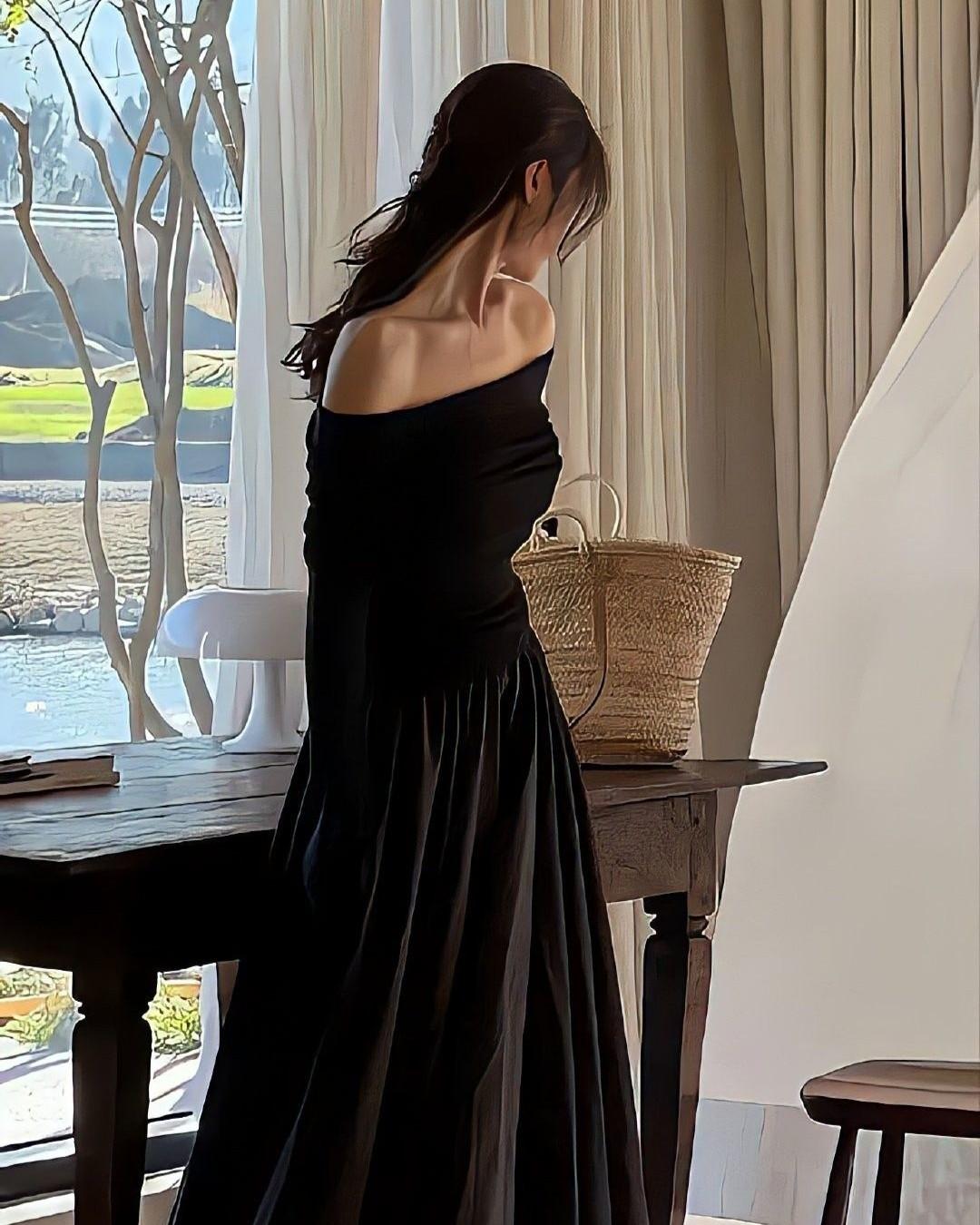 Ngày Cưới, Anh Vì Cô Ấy Bỏ Rơi Tôi