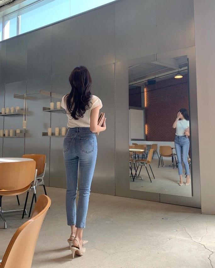 Chú Rể Và Phong Bao Bí Mật