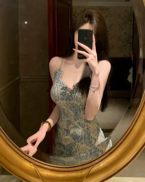 Vợ Của Anh Ấy Là Tôi