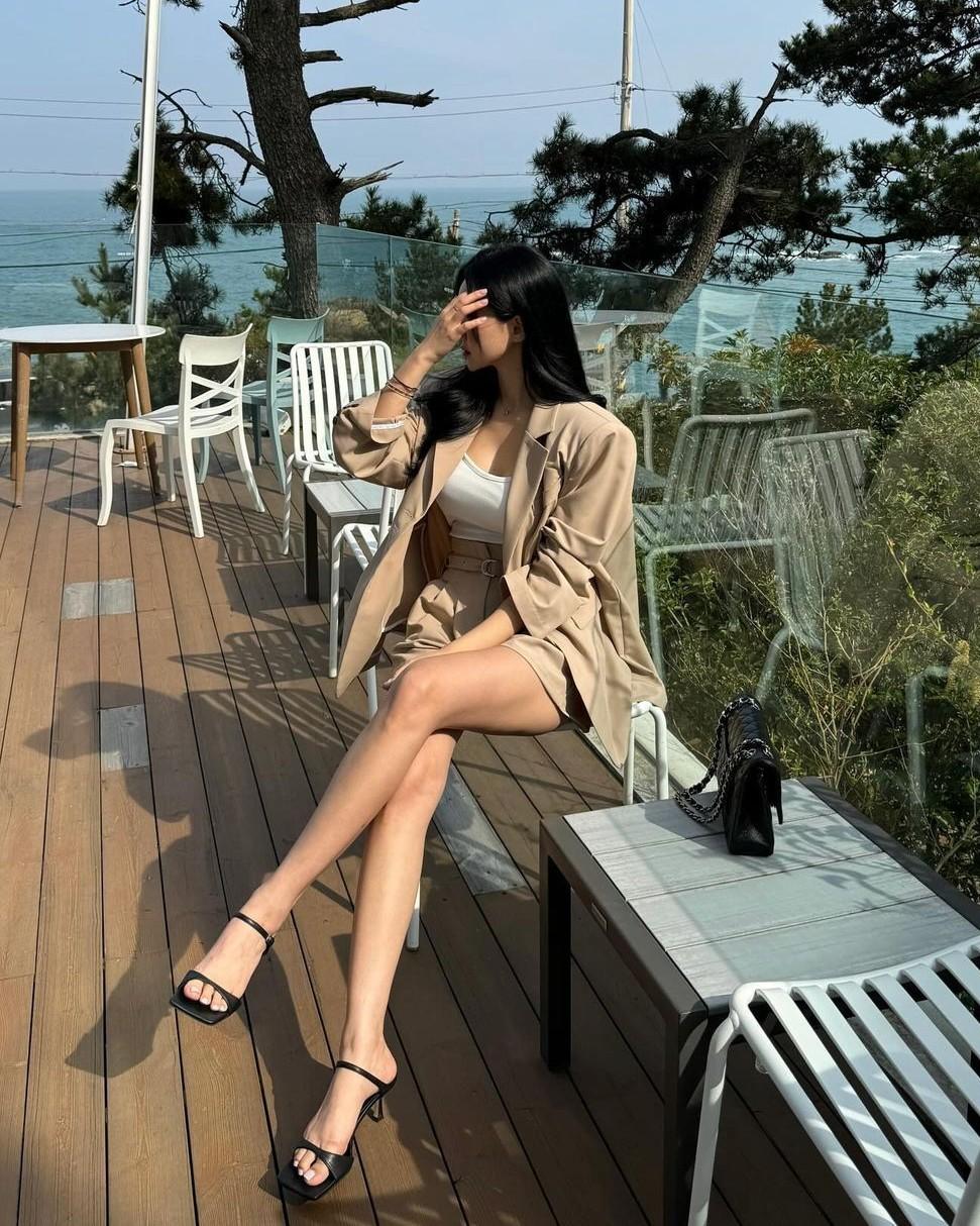 Cửa Tử Và Chiếc Xe Đạp Bí Ẩn