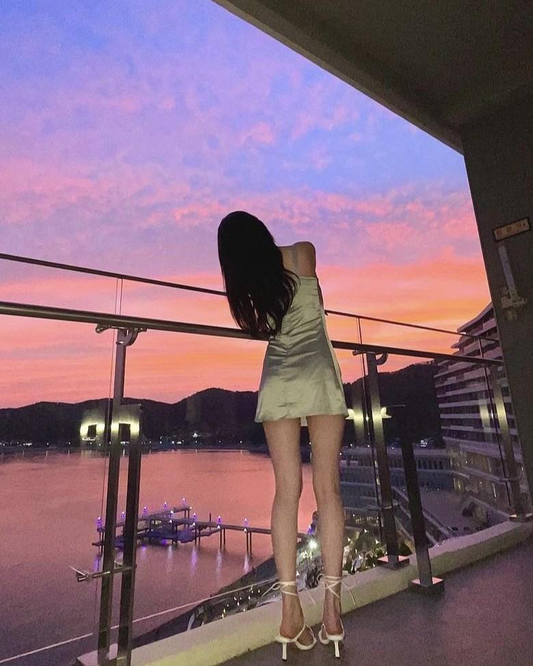 Tình Yêu Phai Nhạt Theo Chiều Gió