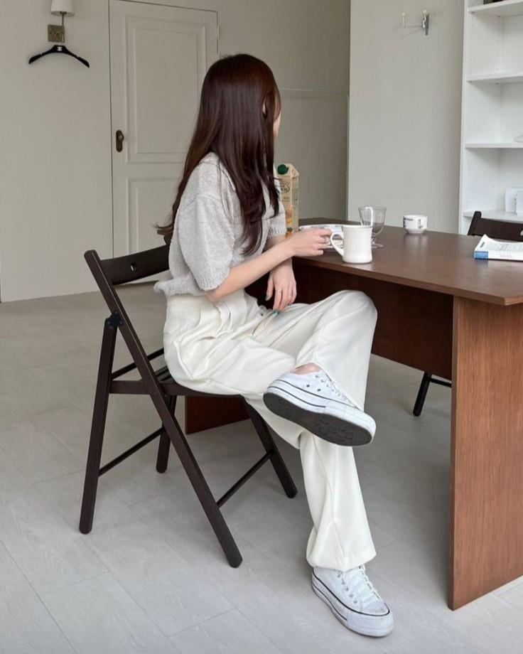 Ba Năm Không Âm Thanh