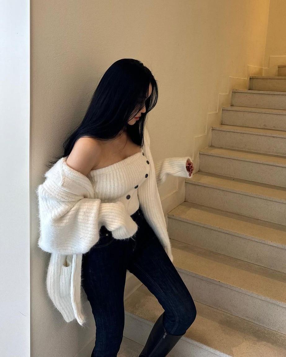 Anh Bắt Tôi Cứu Kẻ Thù