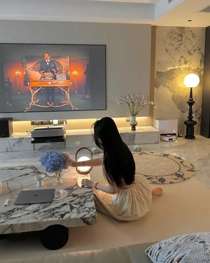 Một Đêm Sai Lầm, Ba Tổng Tài Xuất Hiện