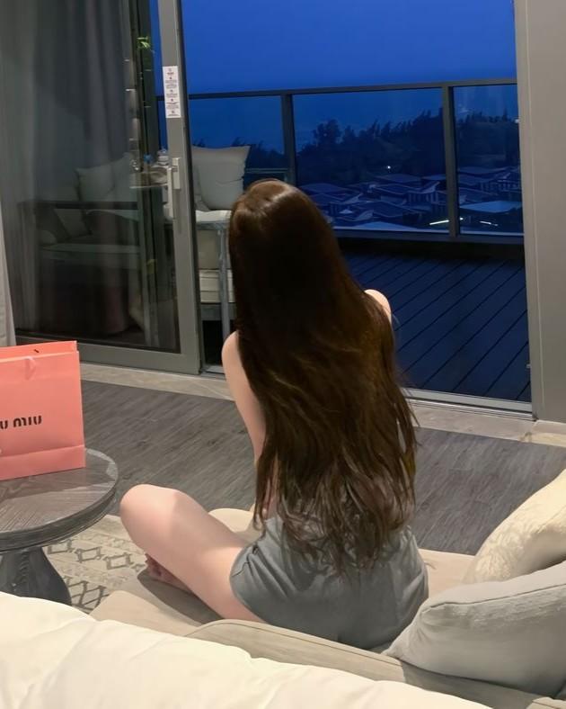 Cỏ Thơm Màu Xanh Biếc