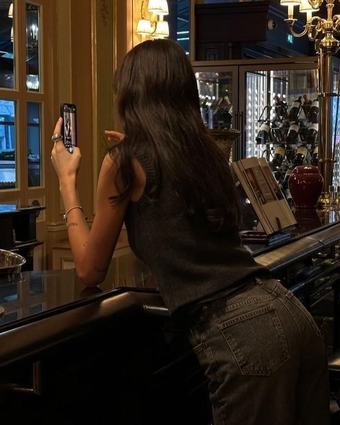 Ma Vương Xâm Nhập Trường Quý Tộc