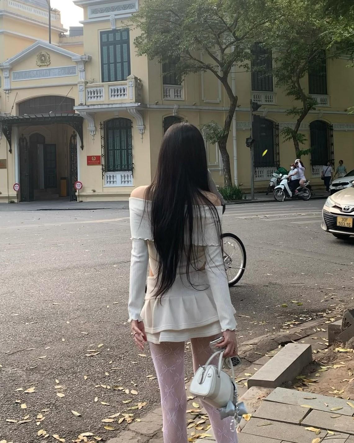 Bí Mật Của Tên Hề Trong Bóng Tối