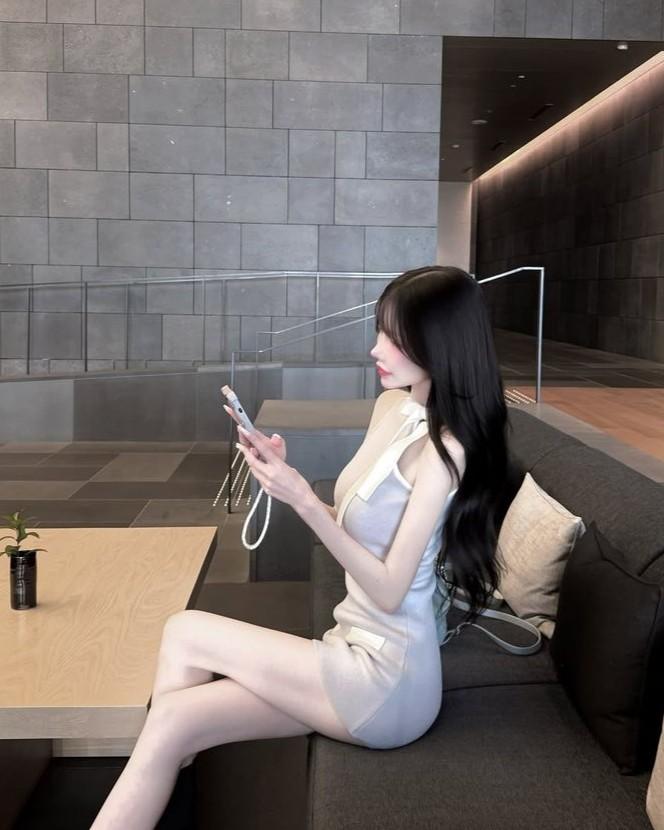 Nhan Sắc Kiều Diễm Rạng Ngời