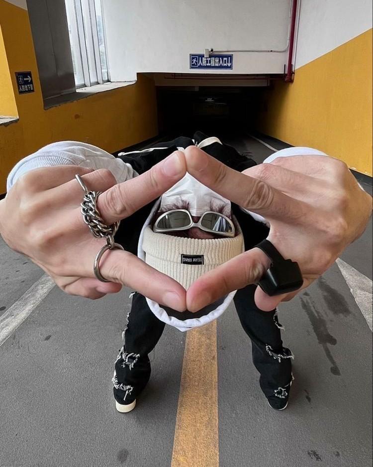 Đừng Nhầm Lịch Sự Là Hiền