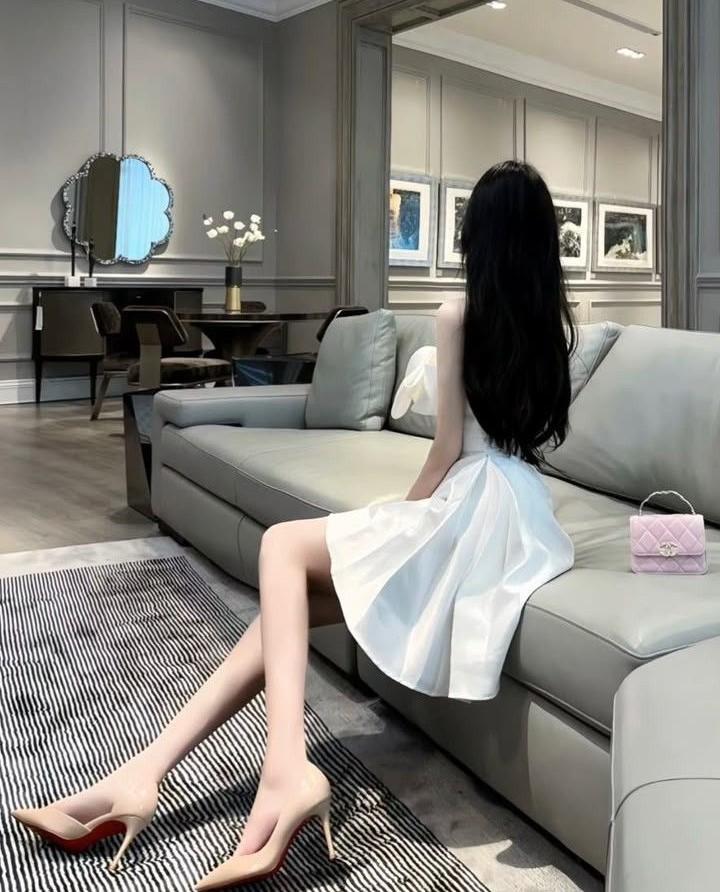 Giả Dạng Thục Nữ Để 