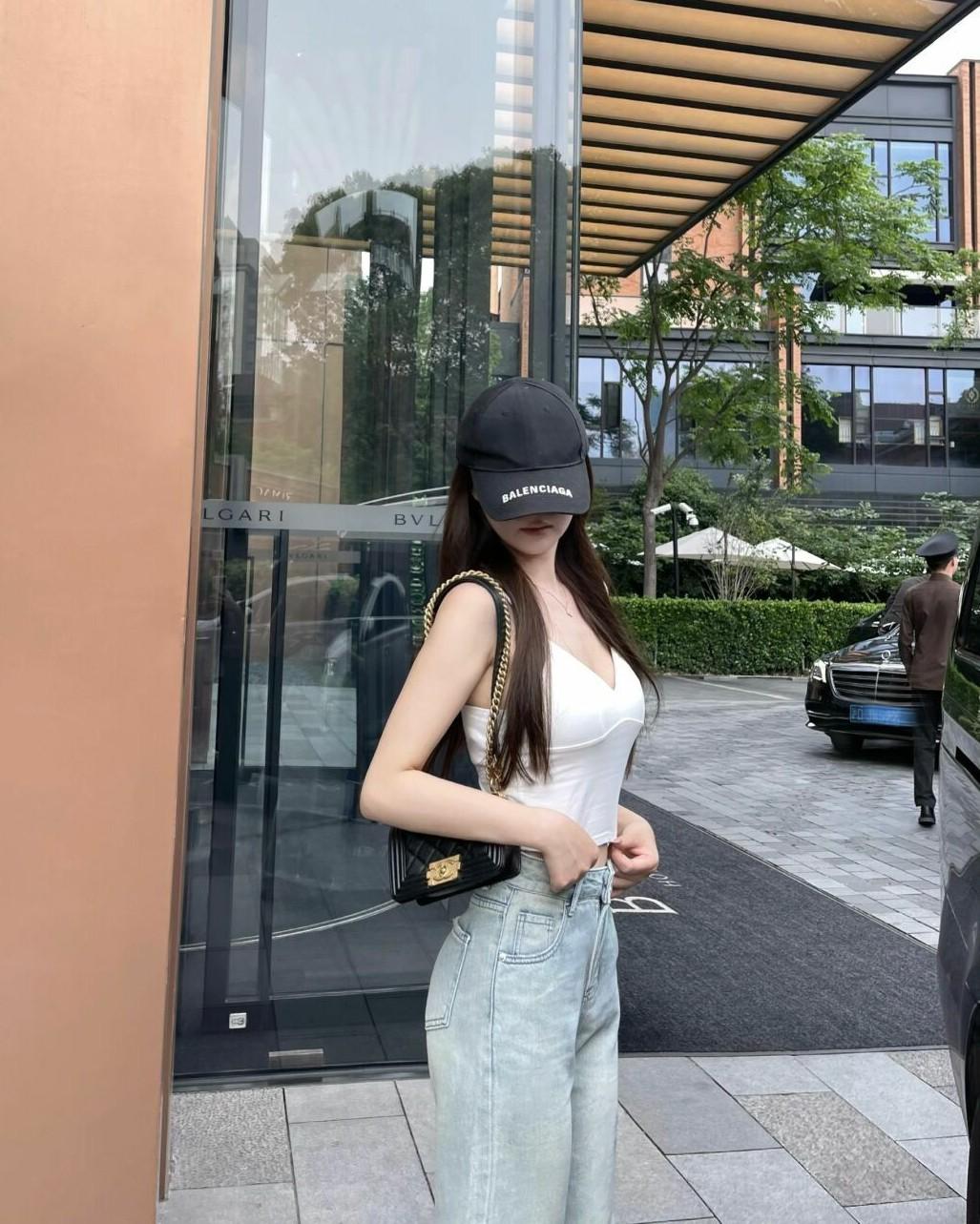 Hồi Ức Này Tôi Trả Lại