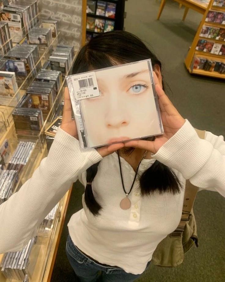 Cạnh Tranh Một Mình