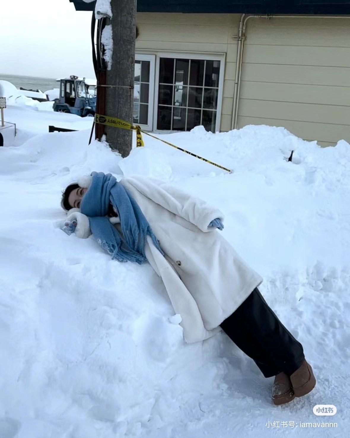 Sau Khi Thấy Đạn Mạc, Tôi Liền Giành Nam Chính Thuộc Về Chính Mình