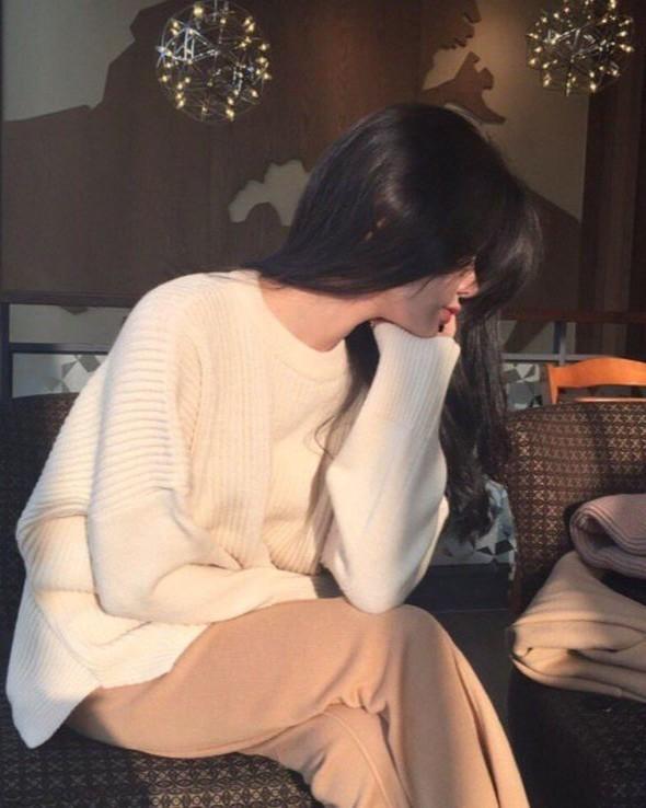 Trạm Sạc Không Dành Cho Người Mặt Dày