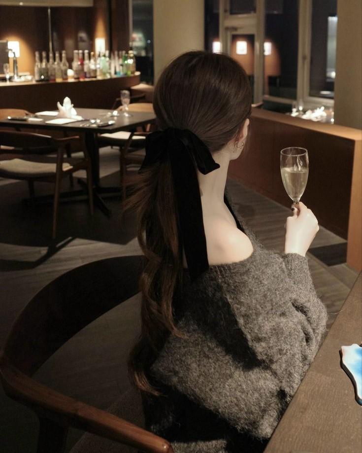 Khi Tôi Nghe Được Tiếng Lòng Của Con Gái Kiếp Trước