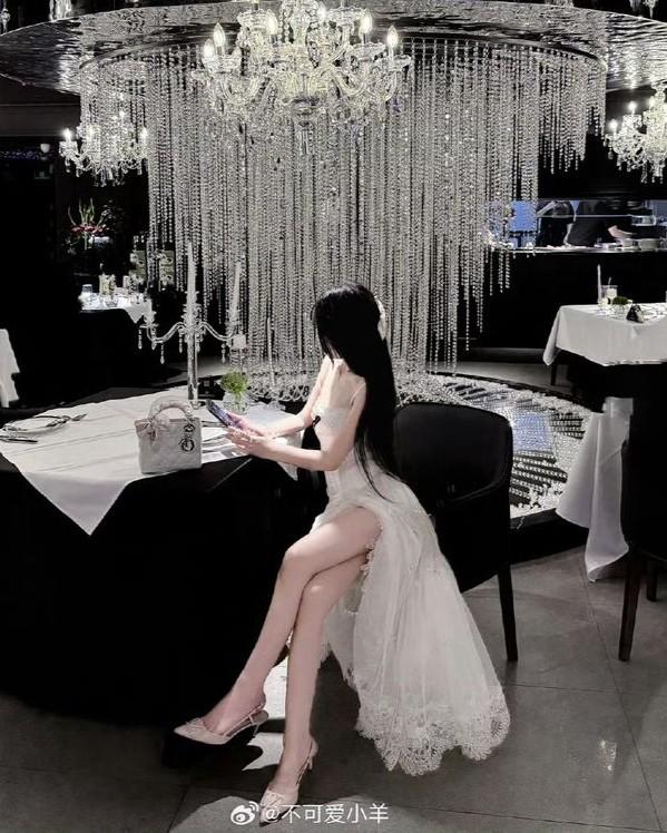 Sống Sót Giữa Núi Rừng Trong Ngày Tận Thế