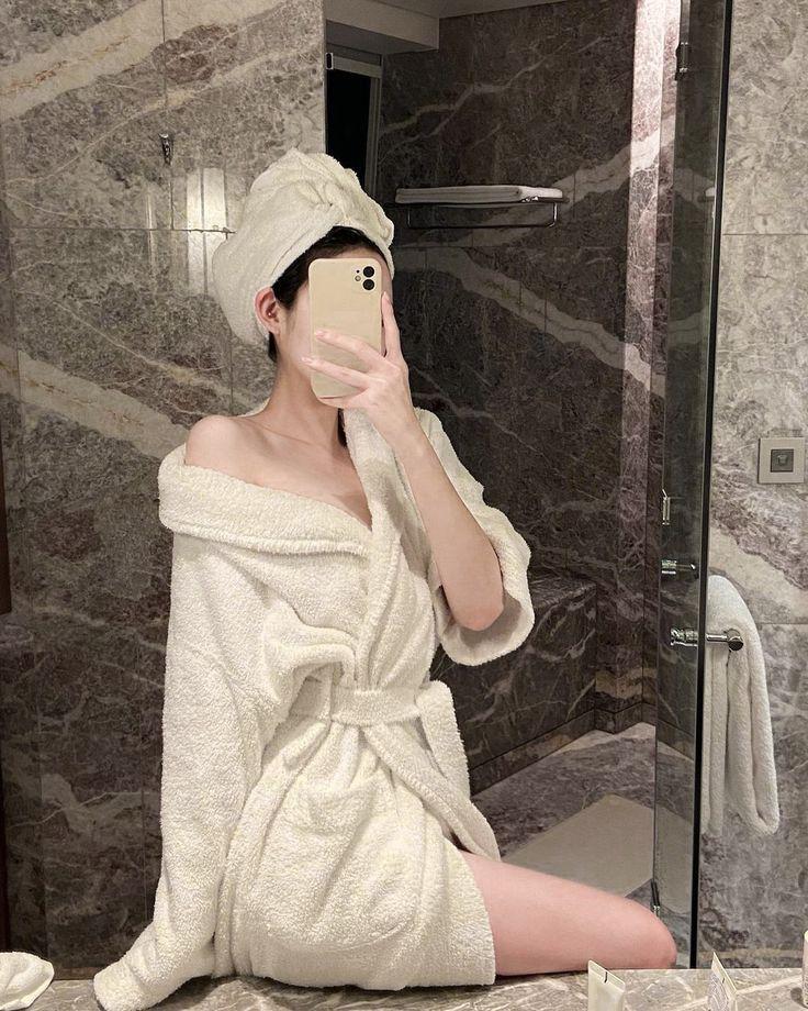 Xuân Nhiễm Nịnh Thần