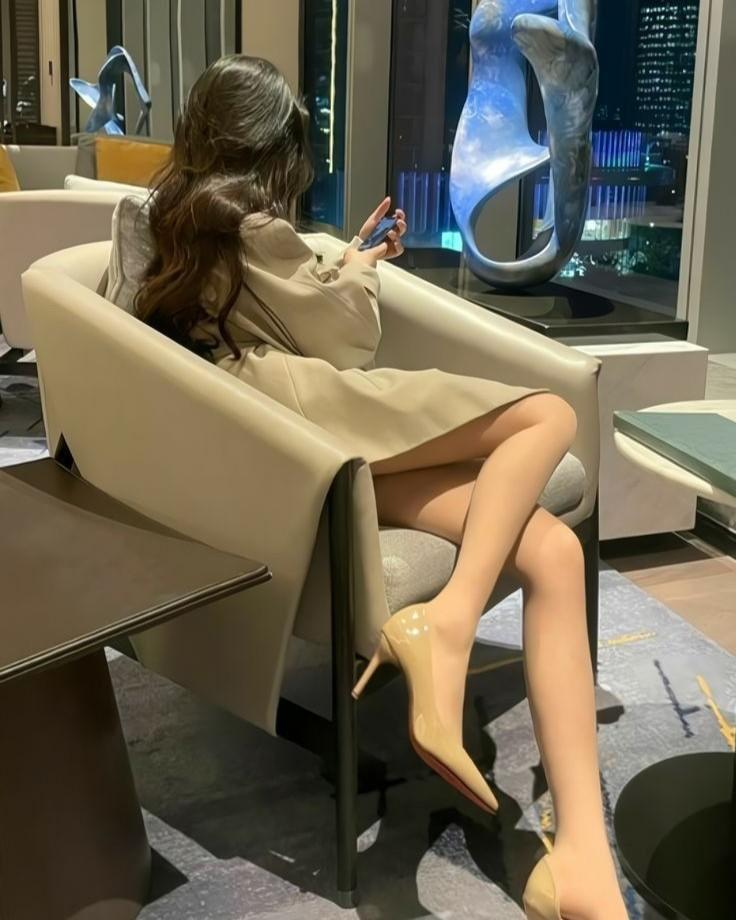 Thế Thân Trở Thành Nữ Chính