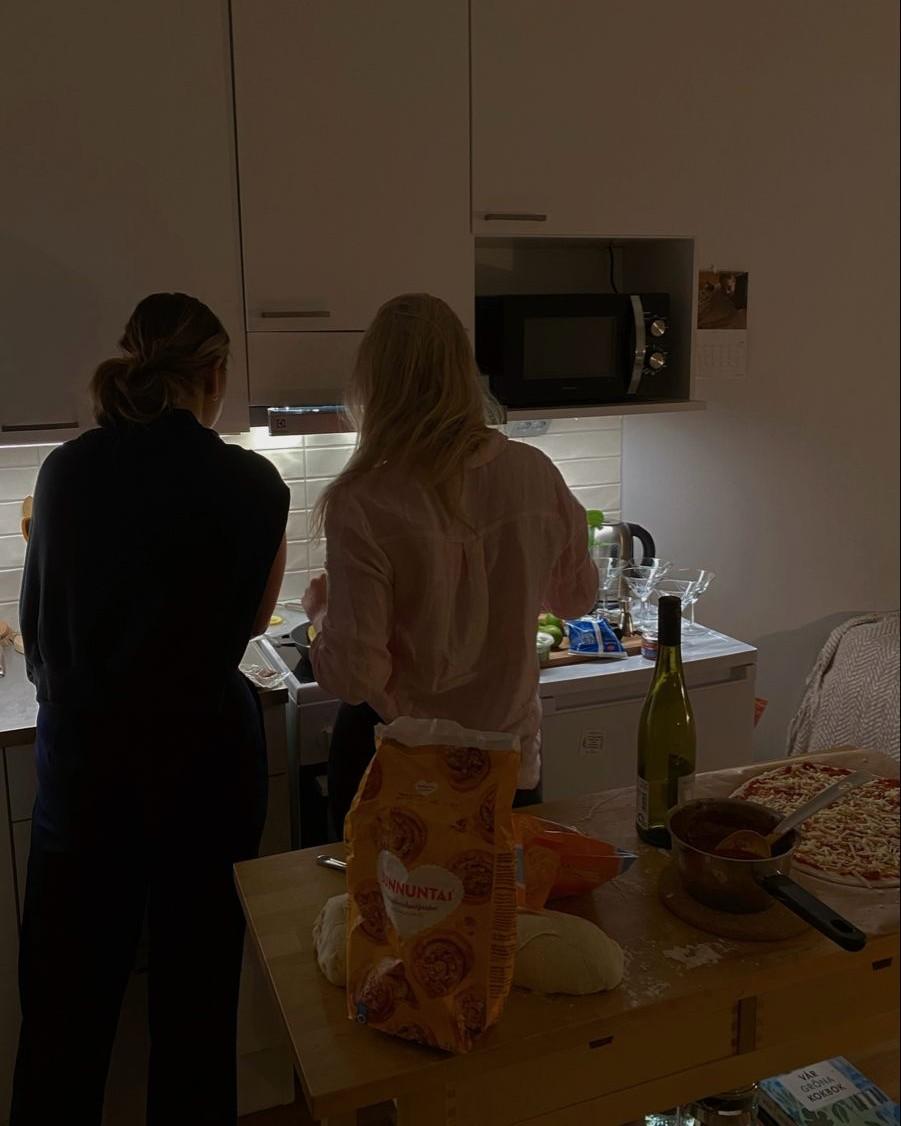 Yêu Sai Bốn Năm Nhưng Cưới Đúng Người