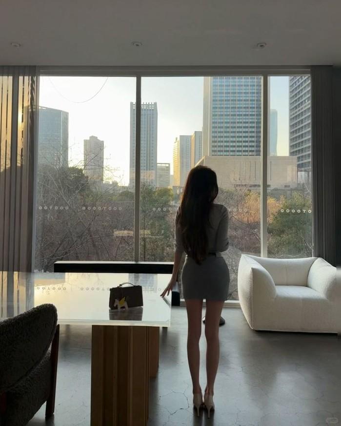 Cái Miệng Quạ Đen Và Số Phận Đầy Nghiệt Ngã