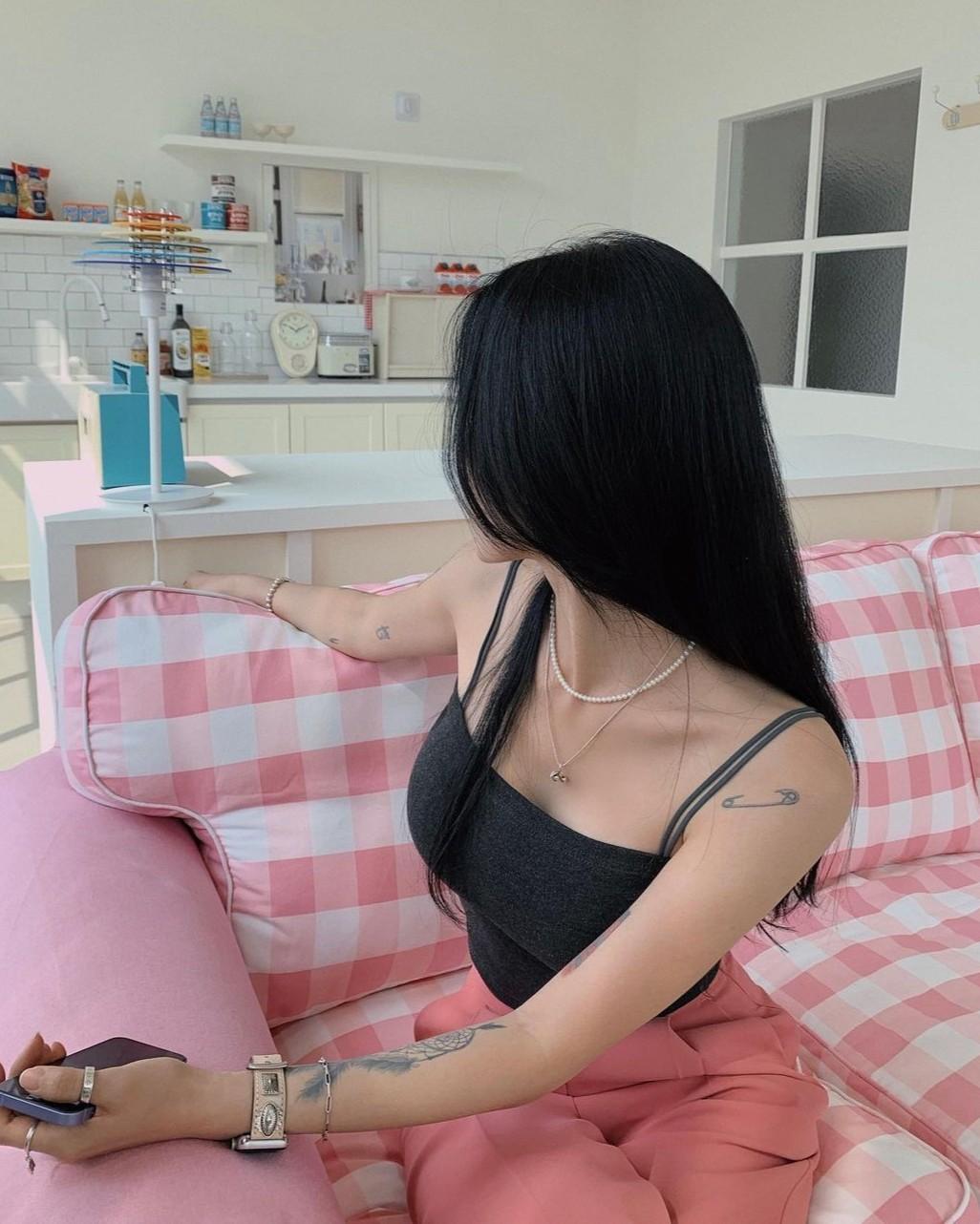 Xuyên Sách Thành Học Dốt, Vẫn Bị Học Thần Đọc Tâm