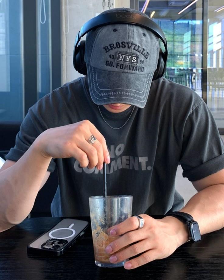 Nửa Đời Chung Chồng