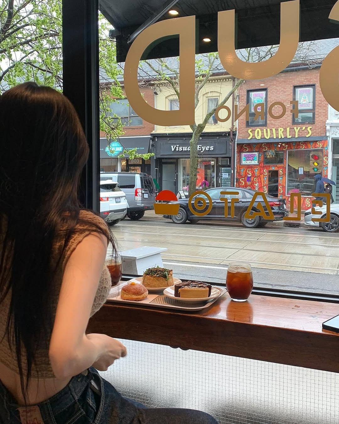 Hoàng Thử Báo Ơn Hay Báo Oán