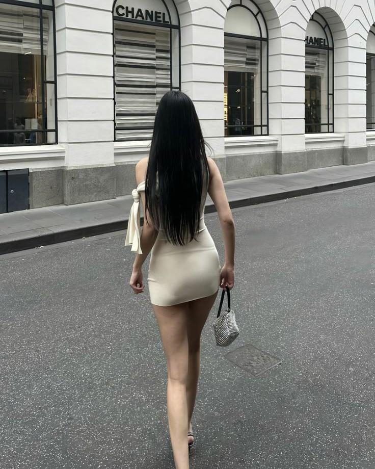 Trắc Phi Dưỡng Bảo Ký