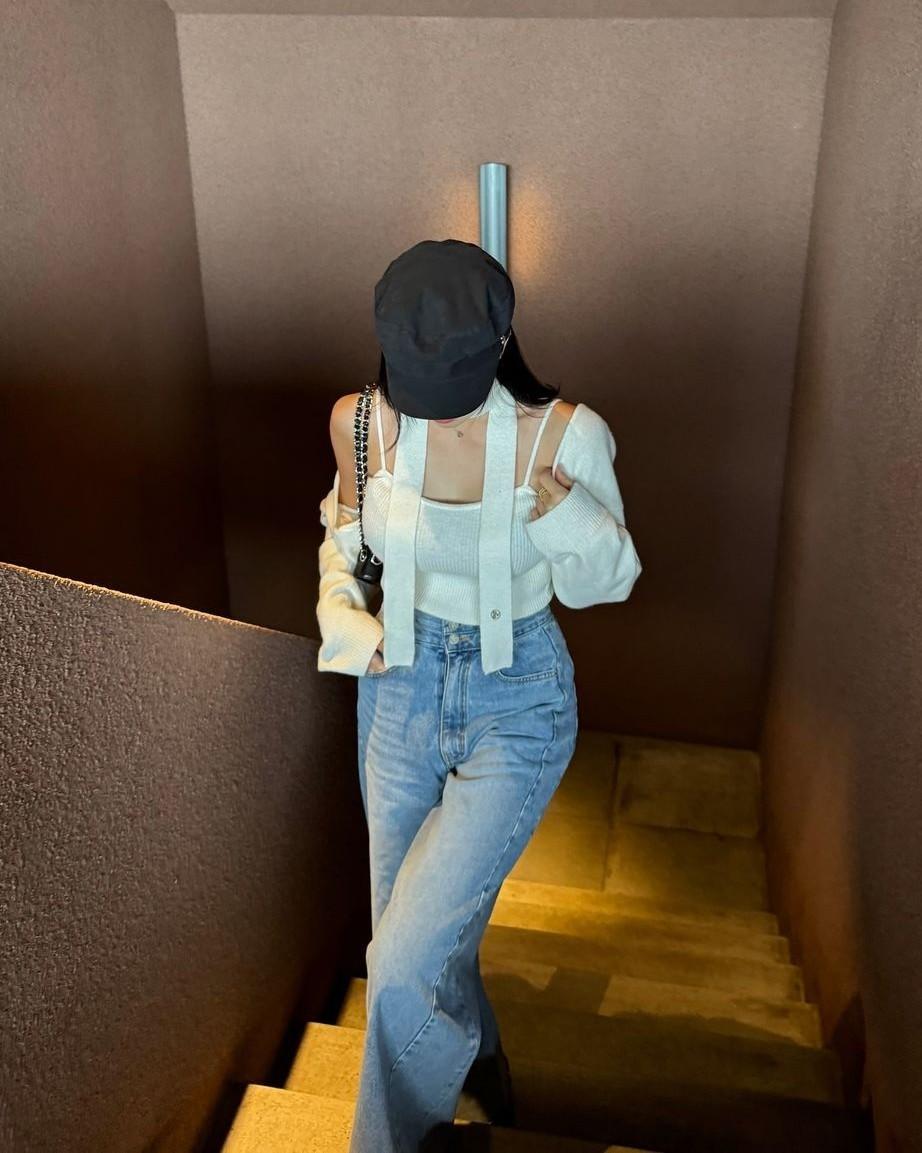 Thần Tài Ngồi Ghế Văn Phòng