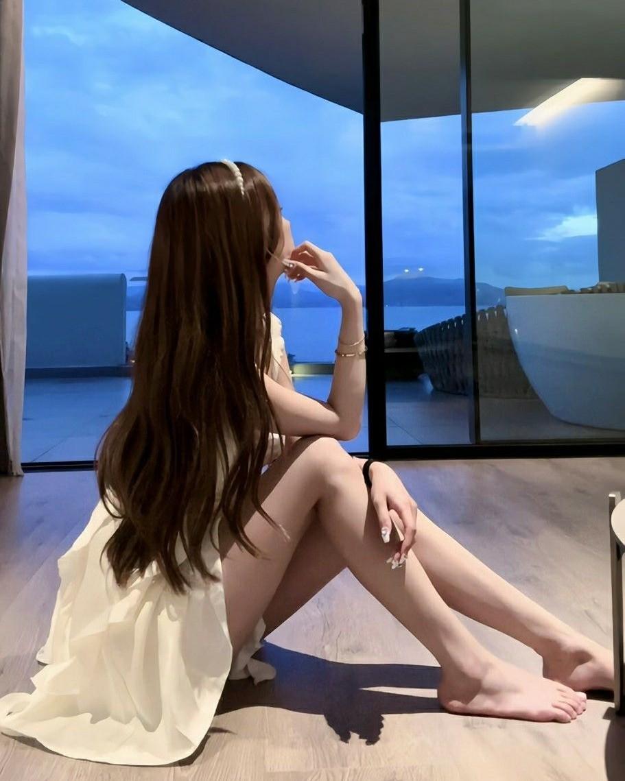 Nhà Có Hai Công Chúa