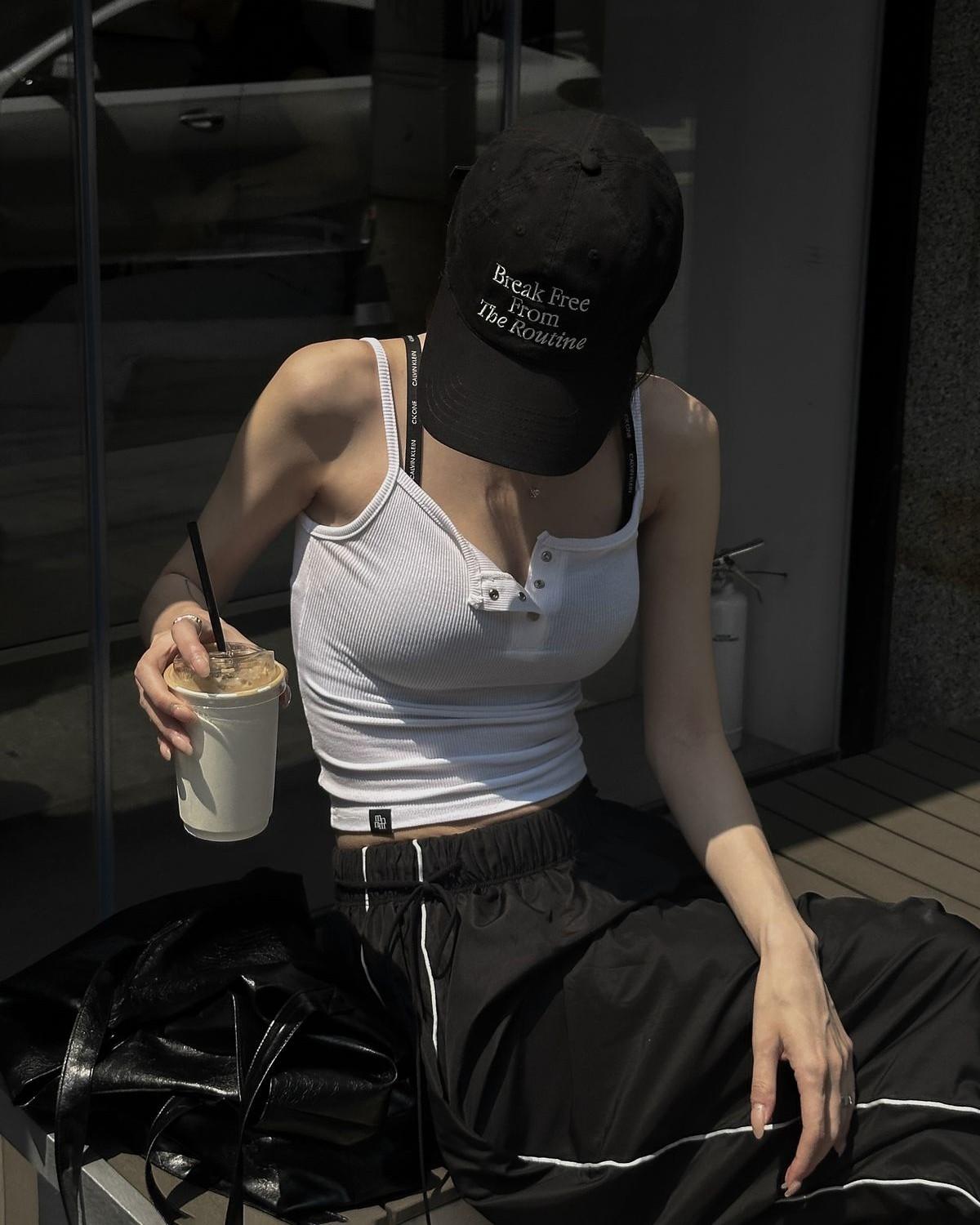 Kỷ Niệm 3 Năm Kết Hôn, Tôi Dọn Sạch Anh Khỏi Đời Mình