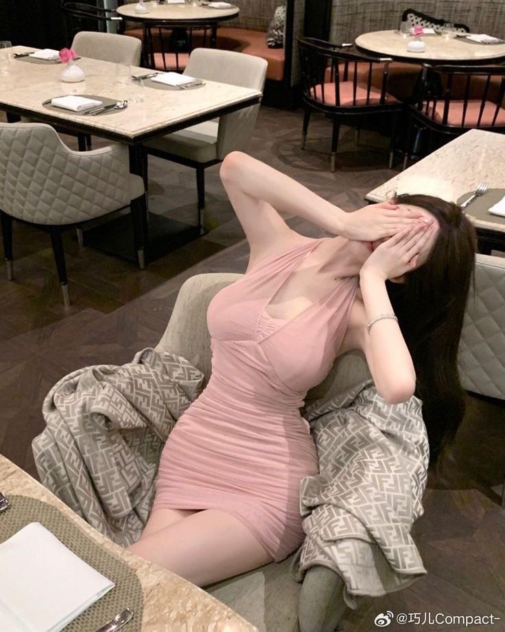 Mười Năm Làm Vợ, Không Bằng Một Đồng