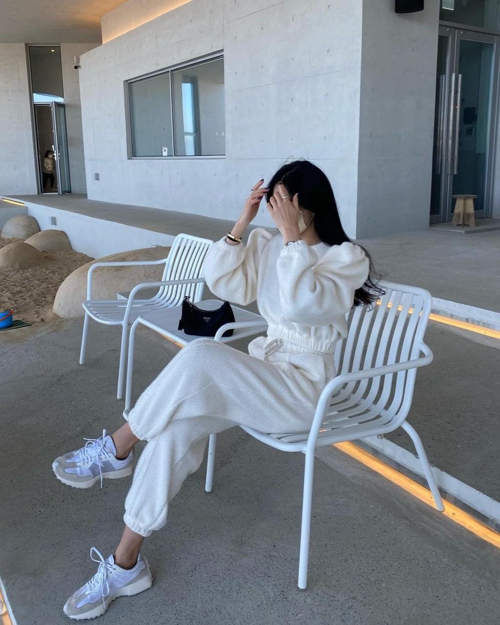 Ly Hôn Vì Một Chiếc Túi Xách