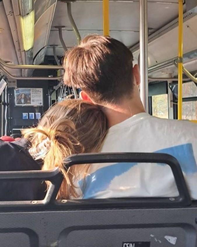 Thông Báo Từ Bồn Cầu Thông Minh